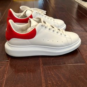 Authentic Alexander McQueen Sneakers Mens Oversized Larry Bicolor Low Top